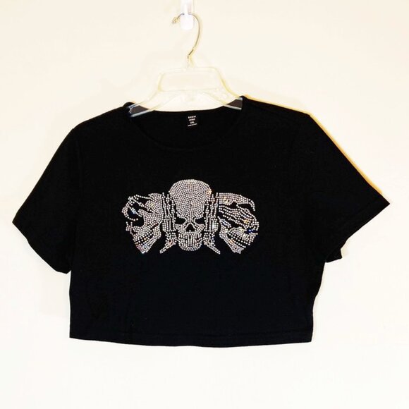 Shein Curve Cropped Top Pullover Rhinestone Skulls Halloween Goth Black SZ 1XL - Picture 1 of 6